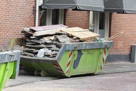 Dumpster Pad Cleaning To Protect The Health Of Your Business