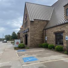 Commercial-Building-Washing-in-Bentonville-Arkansas 1